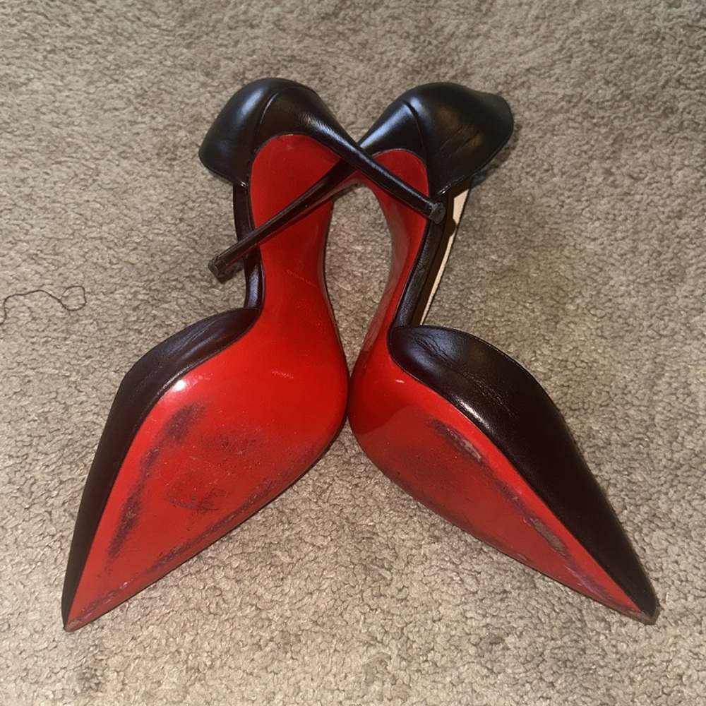 Christian Louboutin Black Iriza half-d’Orsay pump size 41 - Picture 7 of 15